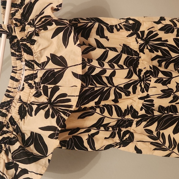 Janie and jack romper size 18-24 months - Picture 2 of 3